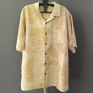 Tommy Bahama Hawaiian Floral Shirt